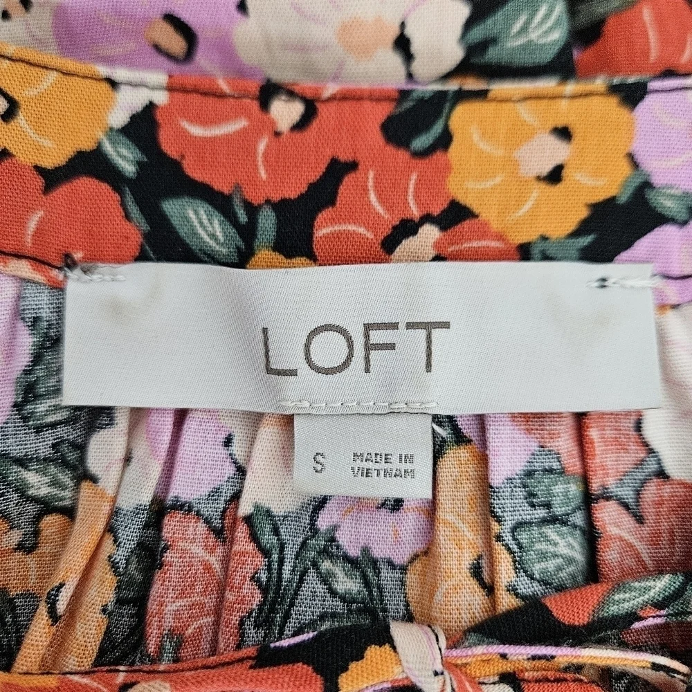 Ann Taylor LOFT Shirt Floral Puff Short Sleeve Tie V Neck Peasant Top Small